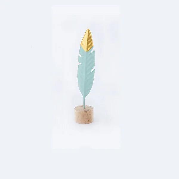 Modern Iron Feather Wooden Base Decoration