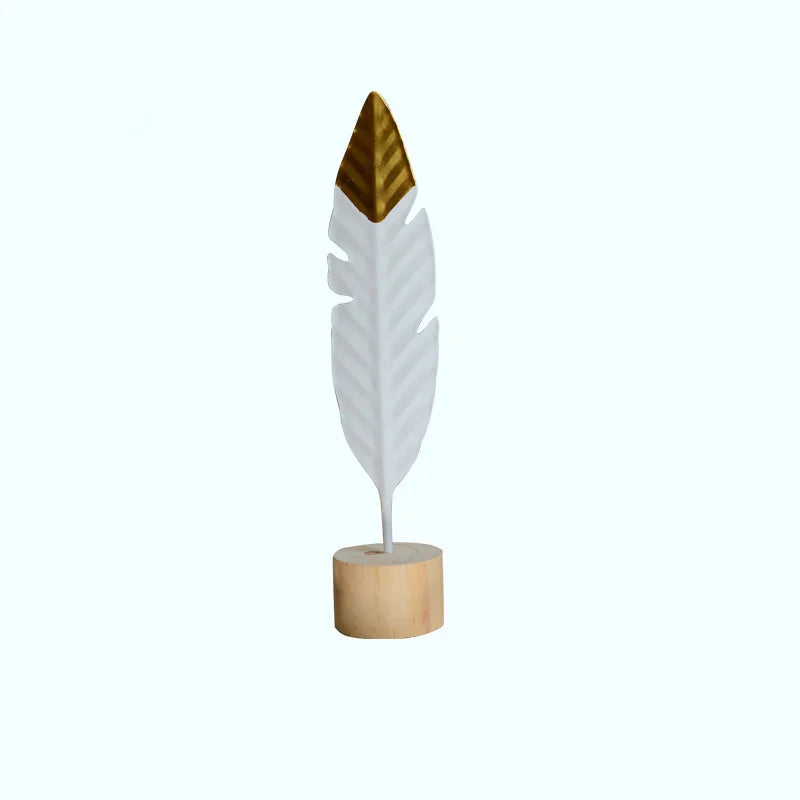 Modern Iron Feather Wooden Base Decoration